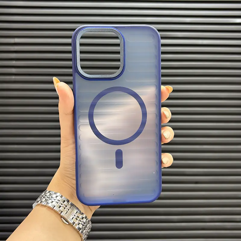 قاب (کاور، گارد، کیس) آیفون 16 پرومکس (iphone 16 pro max) یانگ کیت مات مگ سیف و محافظ لنز دار برجسته آبی سرمه ای