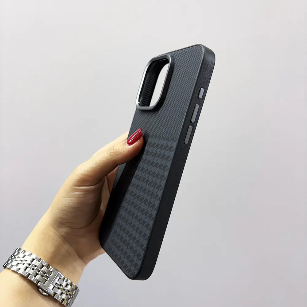 قاب (کاور، گارد، کیس) اپل آیفون (iphone) طرح کربن با لبه محافظ لنز مشکی