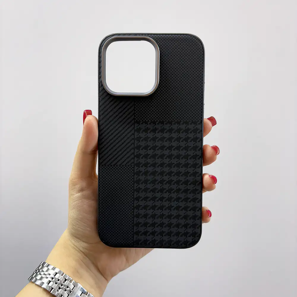 قاب (کاور، گارد، کیس) اپل آیفون (iphone) طرح کربن با لبه محافظ لنز مشکی