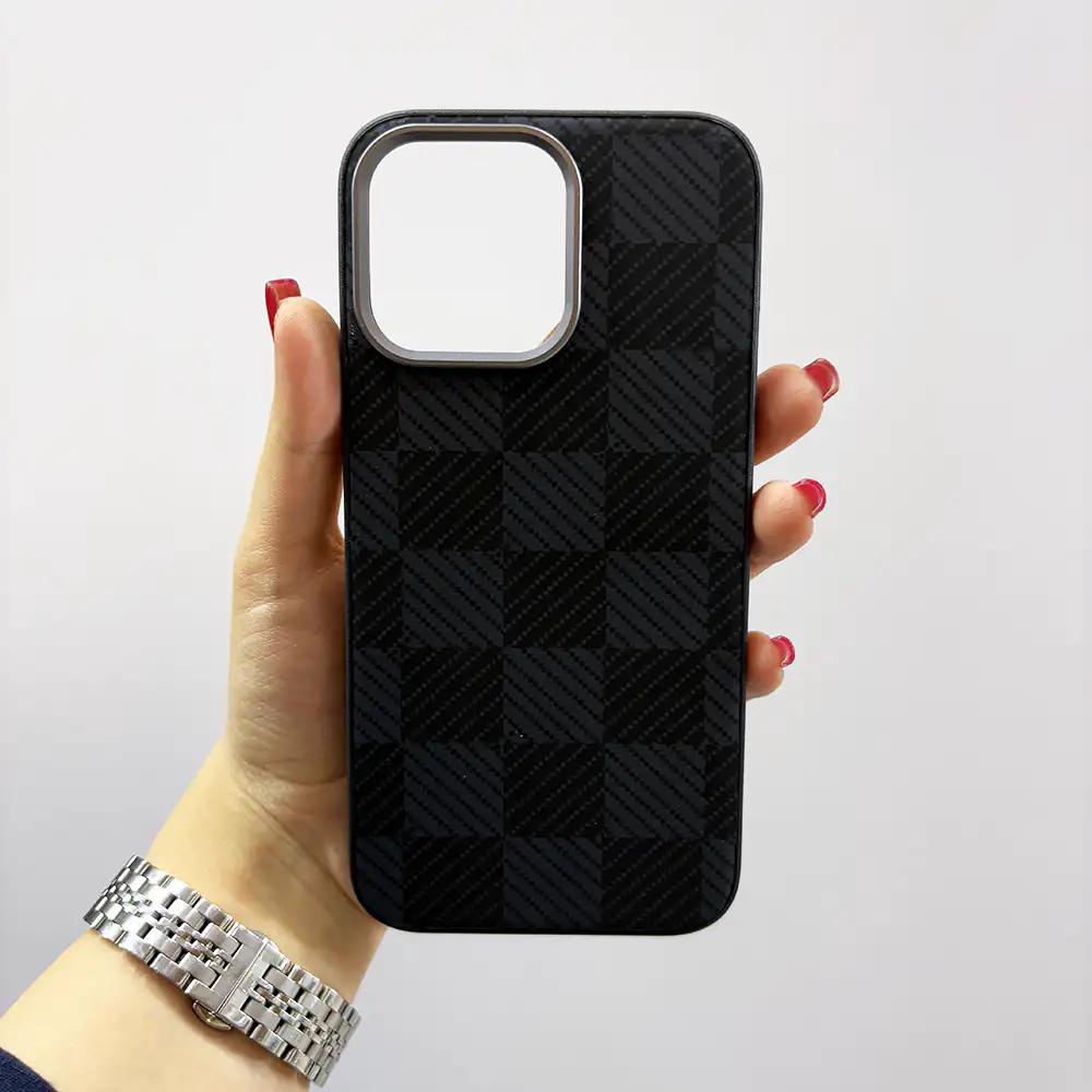 قاب (کاور، گارد، کیس) اپل آیفون (iphone) طرح کربن با لبه محافظ لنز مشکی